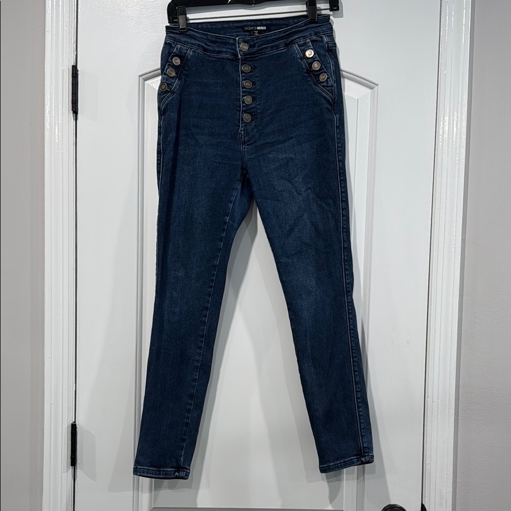 🔵 Fashion Nova Blue Button-Up Jeans Size 9